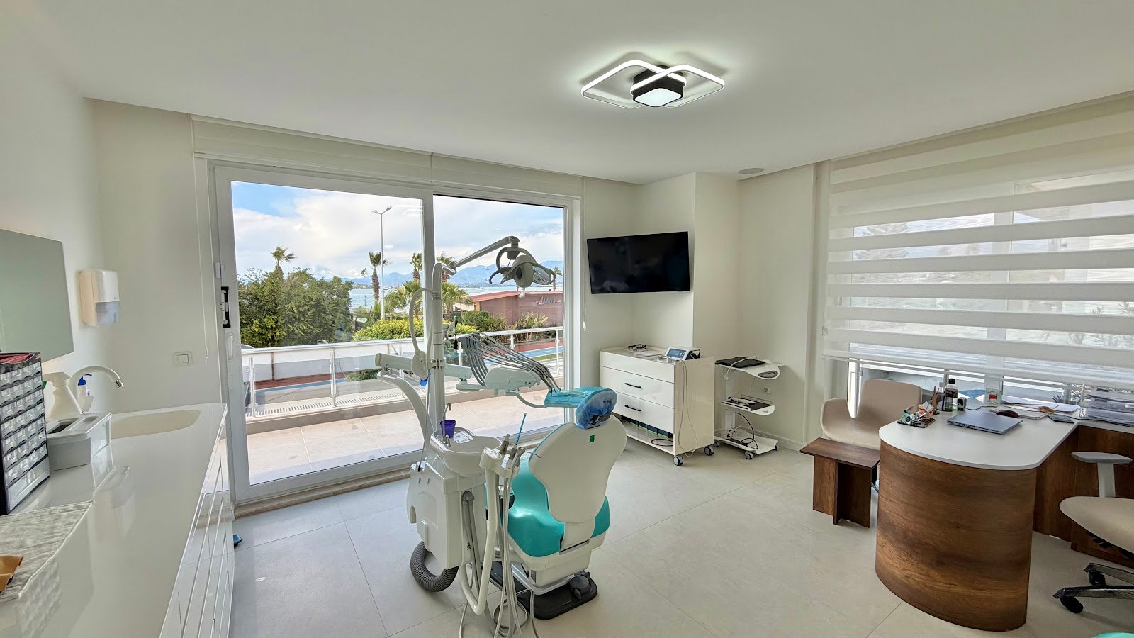 HSmile Dental Clinic