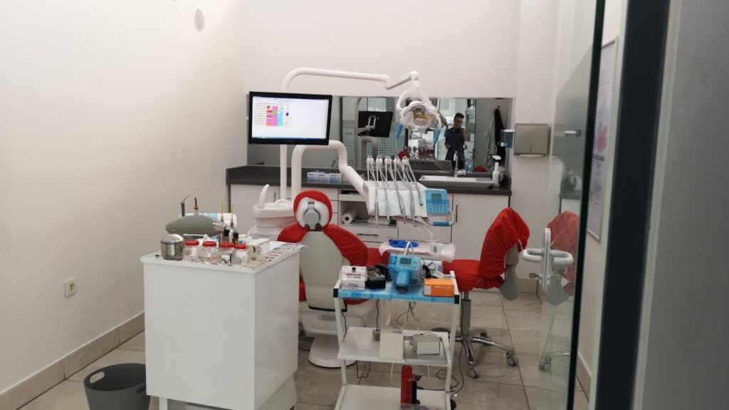 AvrupaDiş Ambarlı Ağız ve Diş Sağlığı Polikliniği Avcılar