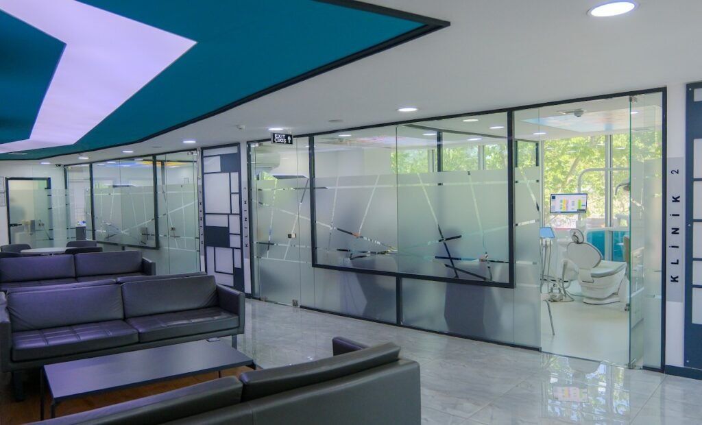 DIS Levent International Clinic Kağıthane