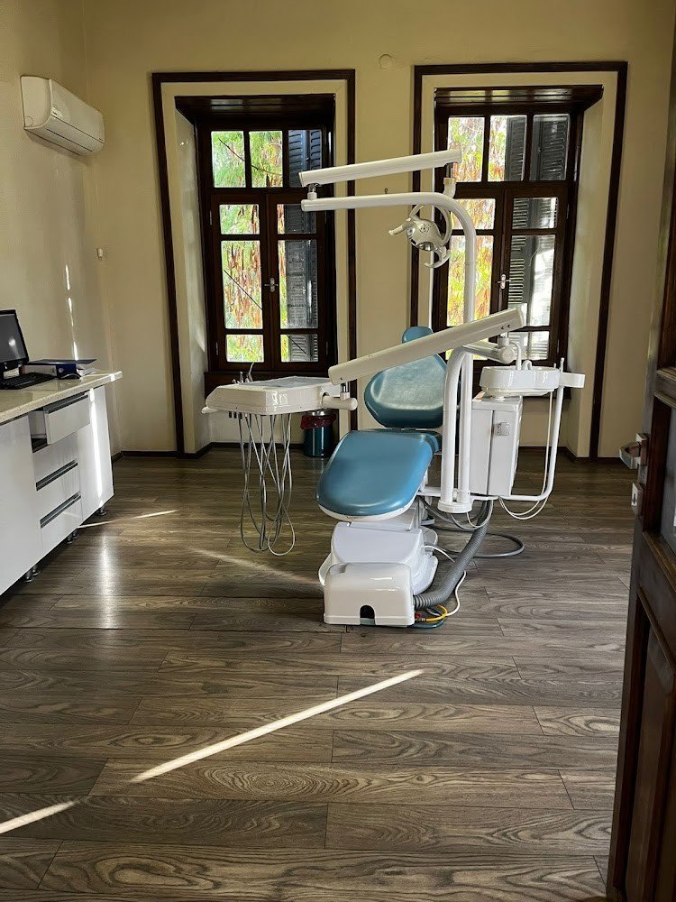 Estetica Köşk – Özel Estetik 4 Ağız ve Diş Sağlığı Polikliniği Milas