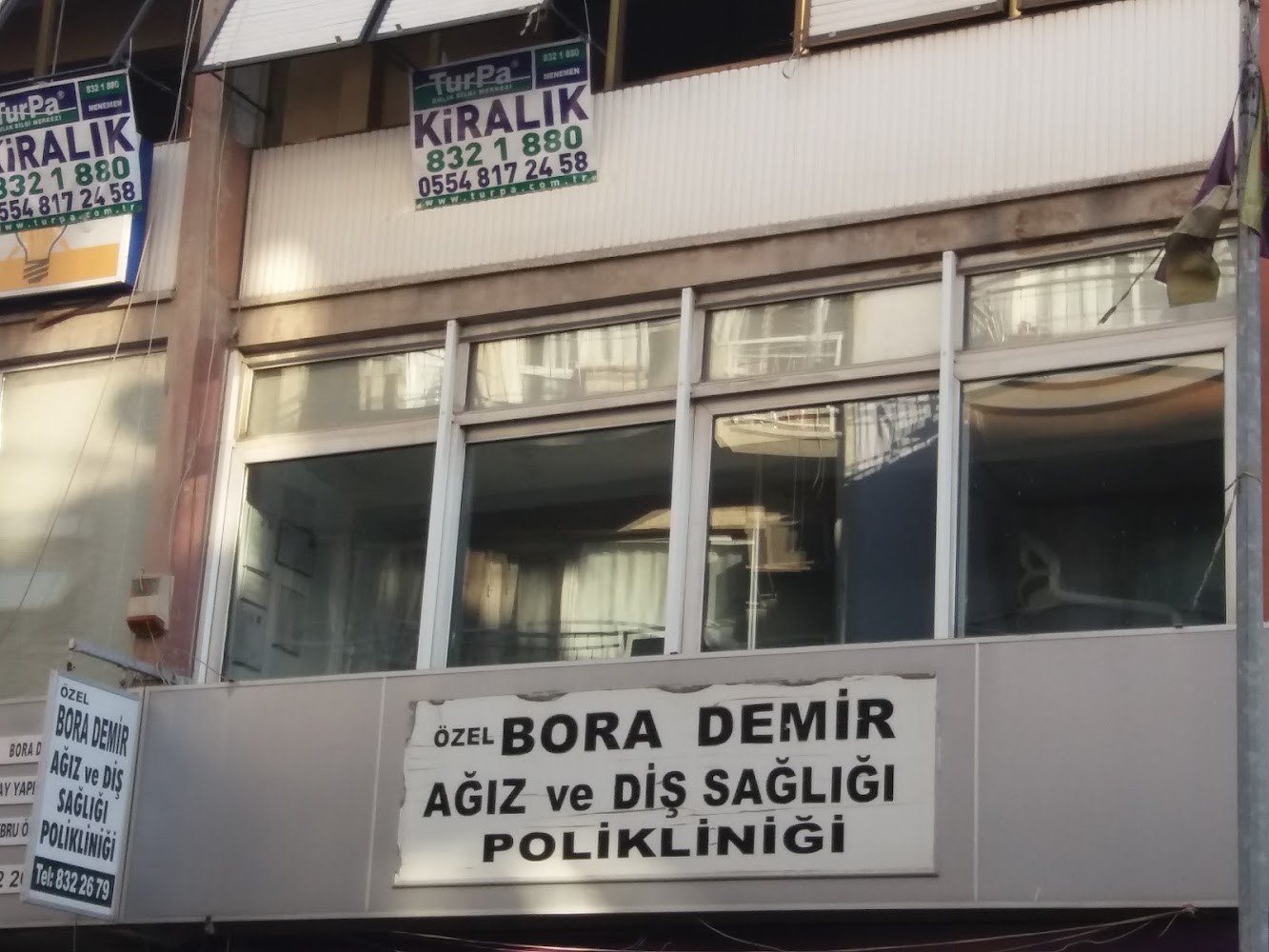 Özel Bora Demir Ağız Ve Diş Sağlığı Polikliniği Menemen