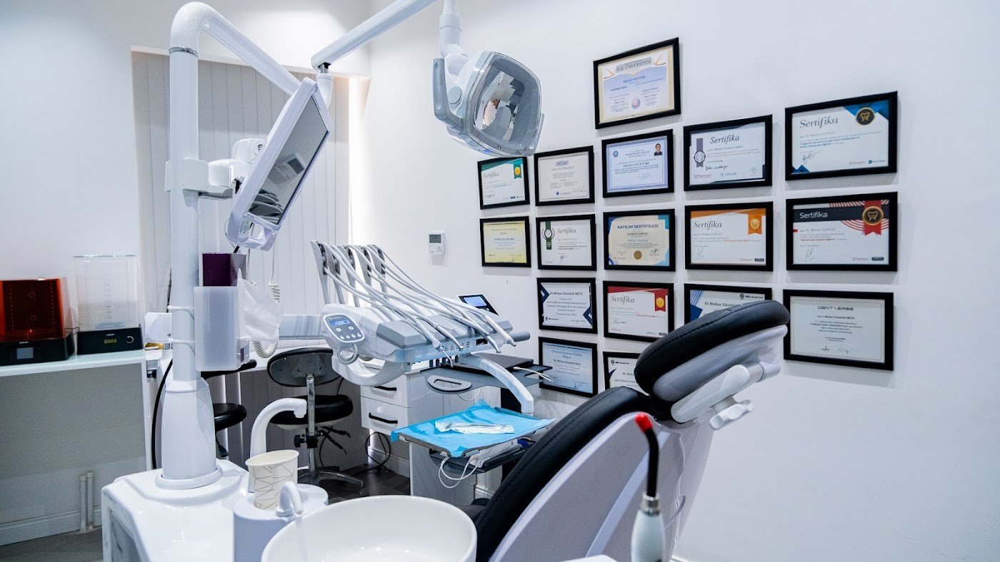 Özel MLS Dental Ağız ve Diş Sağlığı Polikliniği Bornova