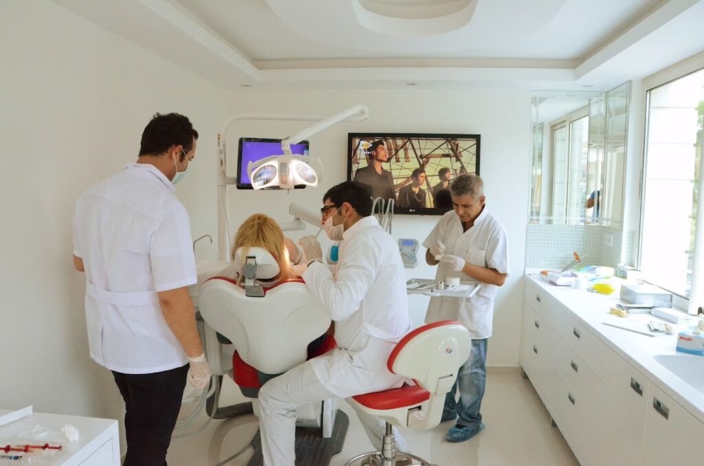 Özel Side Diş Polikliniği – Manavgat Diş Hekimi Burak Şimşek