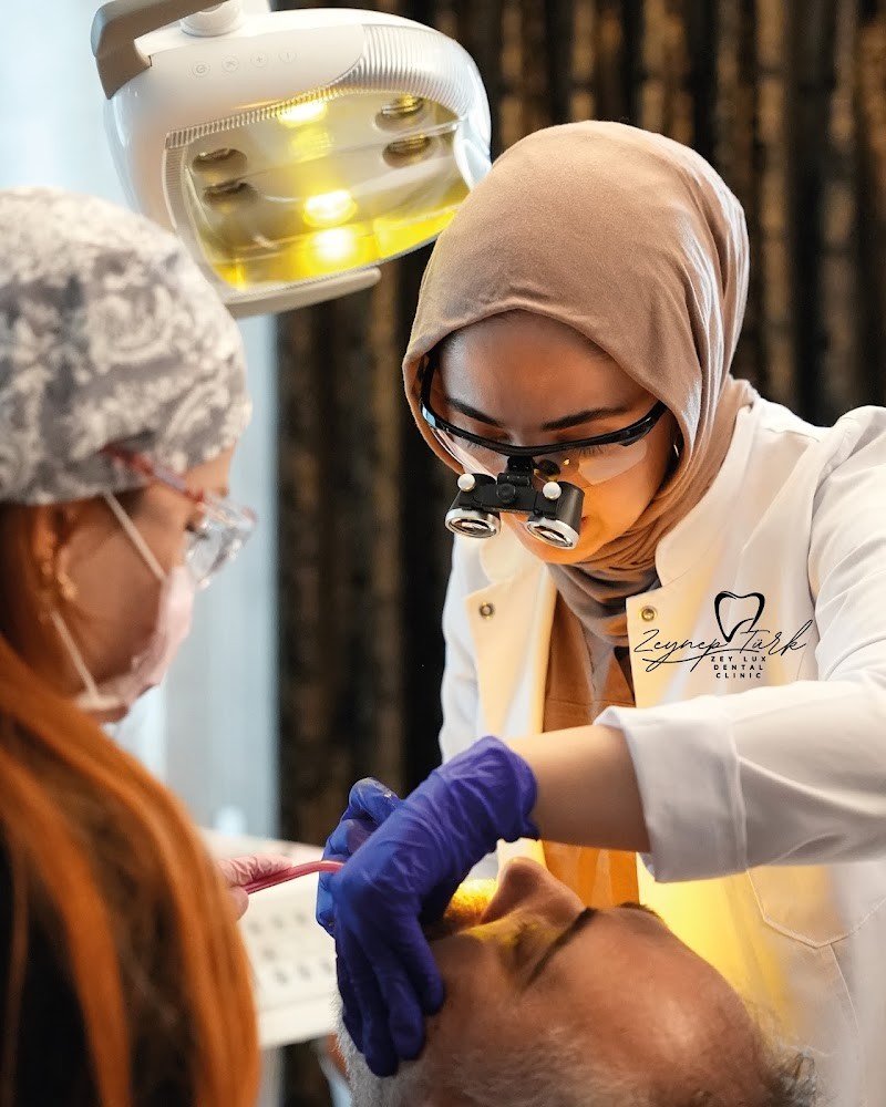 ZeyLux Dental Clinic Zeytinburnu